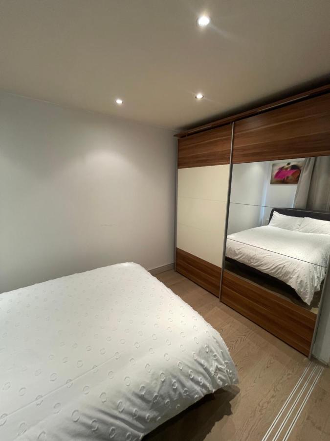 Imperial Wharf Chelsea Apartment Octavia House لندن المظهر الخارجي الصورة