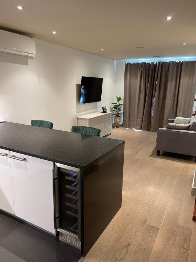 Imperial Wharf Chelsea Apartment Octavia House لندن المظهر الخارجي الصورة